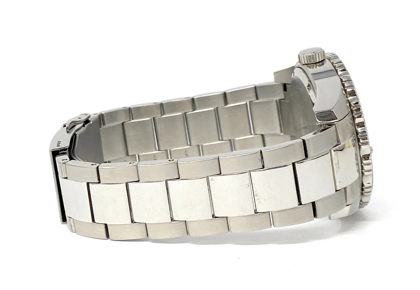 Male Bulova 98A194 150 MSRP "Wristwatch"