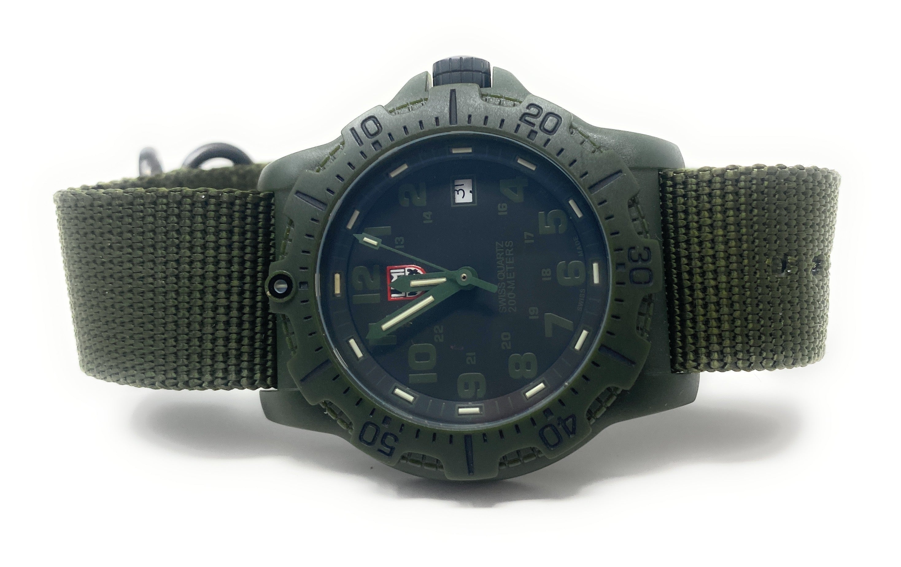 Male Swiss Luminox 8800 175 MSRP "Wristwatch"