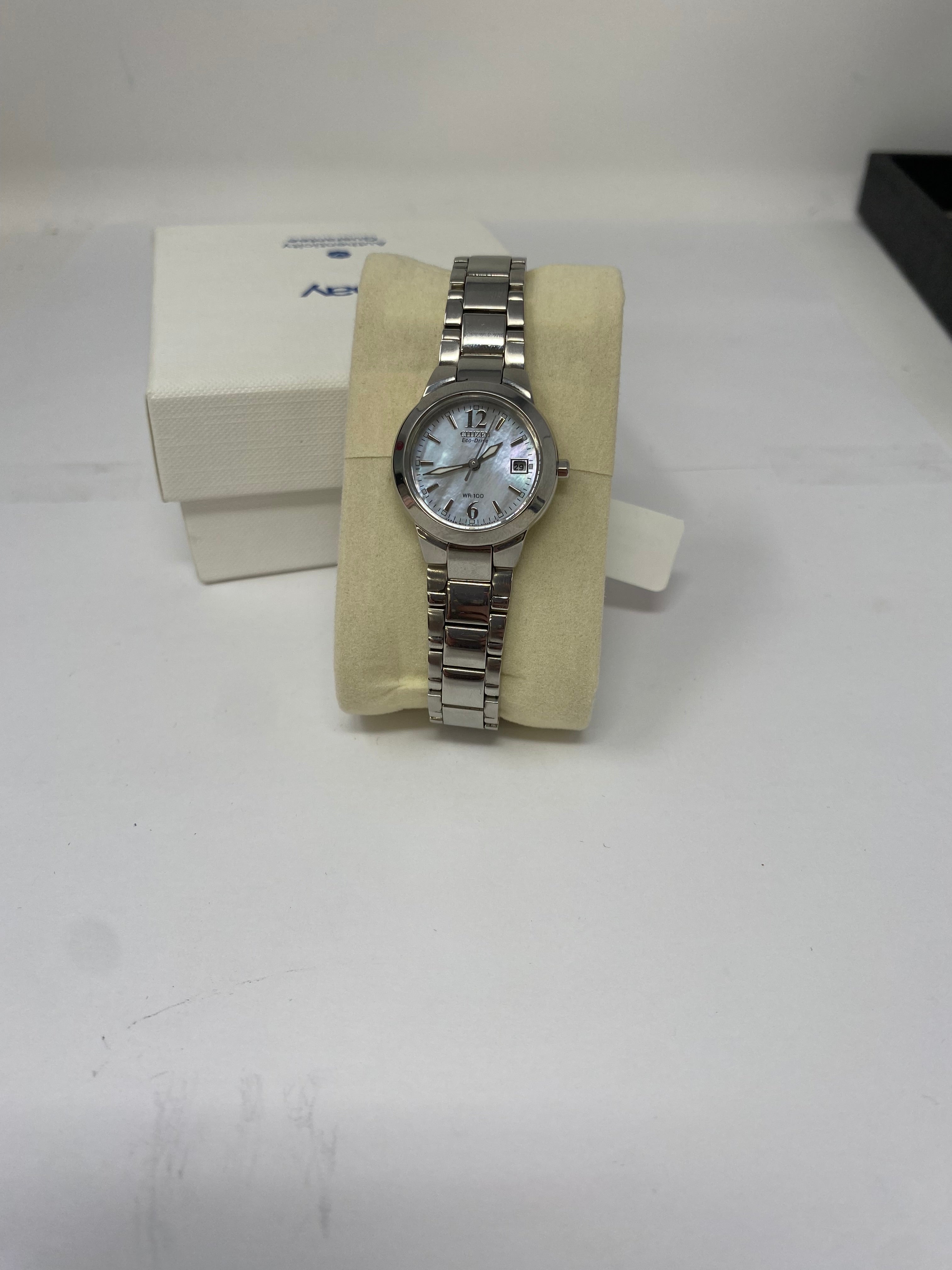 Female Citizen E011-S070074 MSRP "Wristwatch"