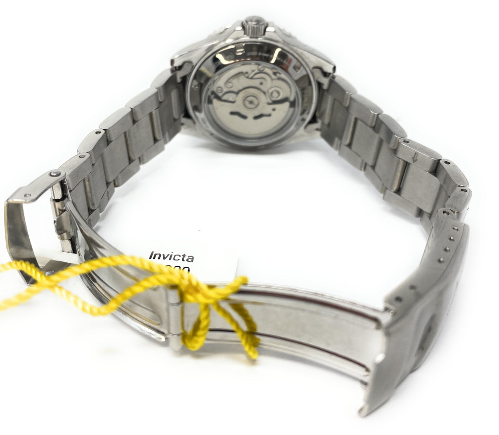 Male Invicta 36800 90 MSRP "Wristwatch"