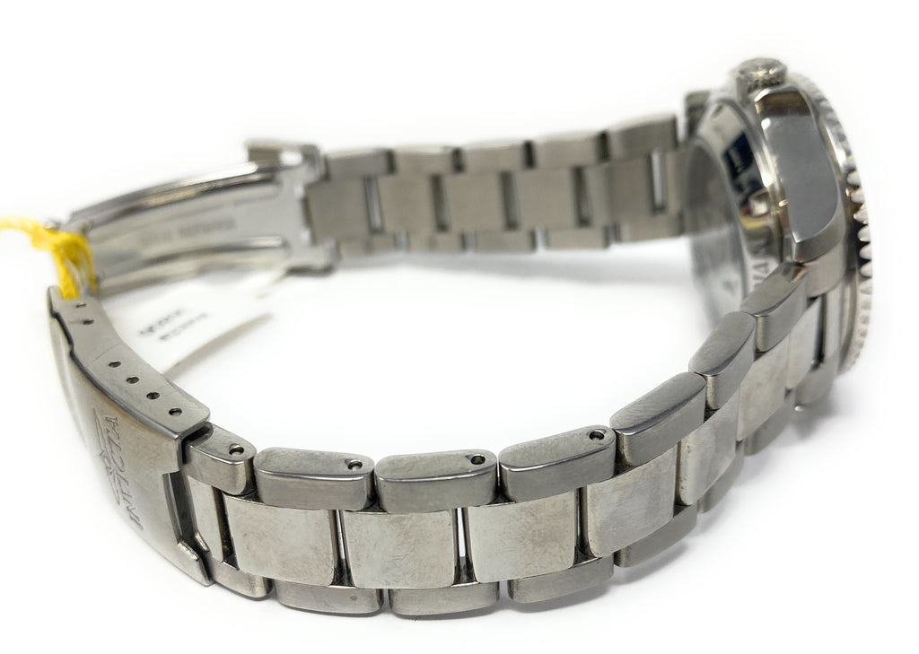 Male Invicta 36800 90 MSRP "Wristwatch"