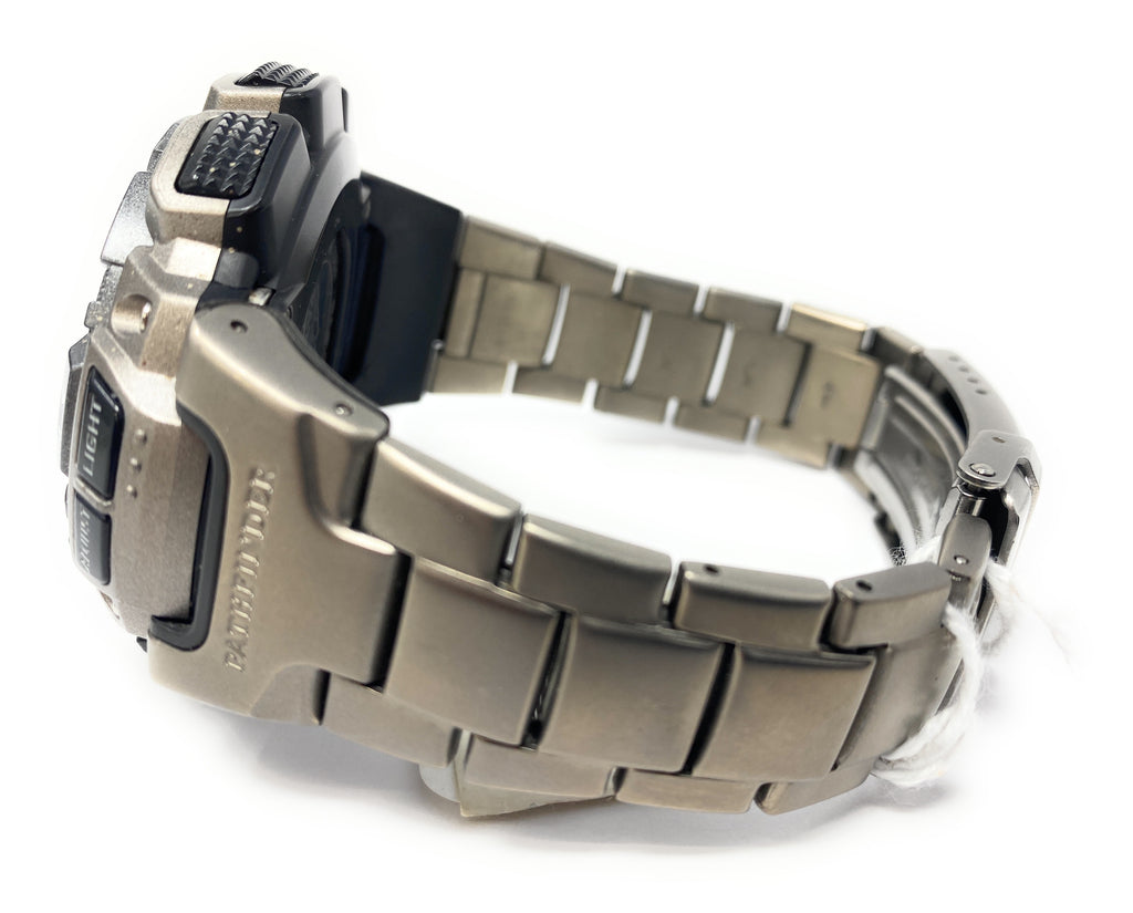 Male Casio PAG-240T-7CR 330 MSRP "Wristwatch"