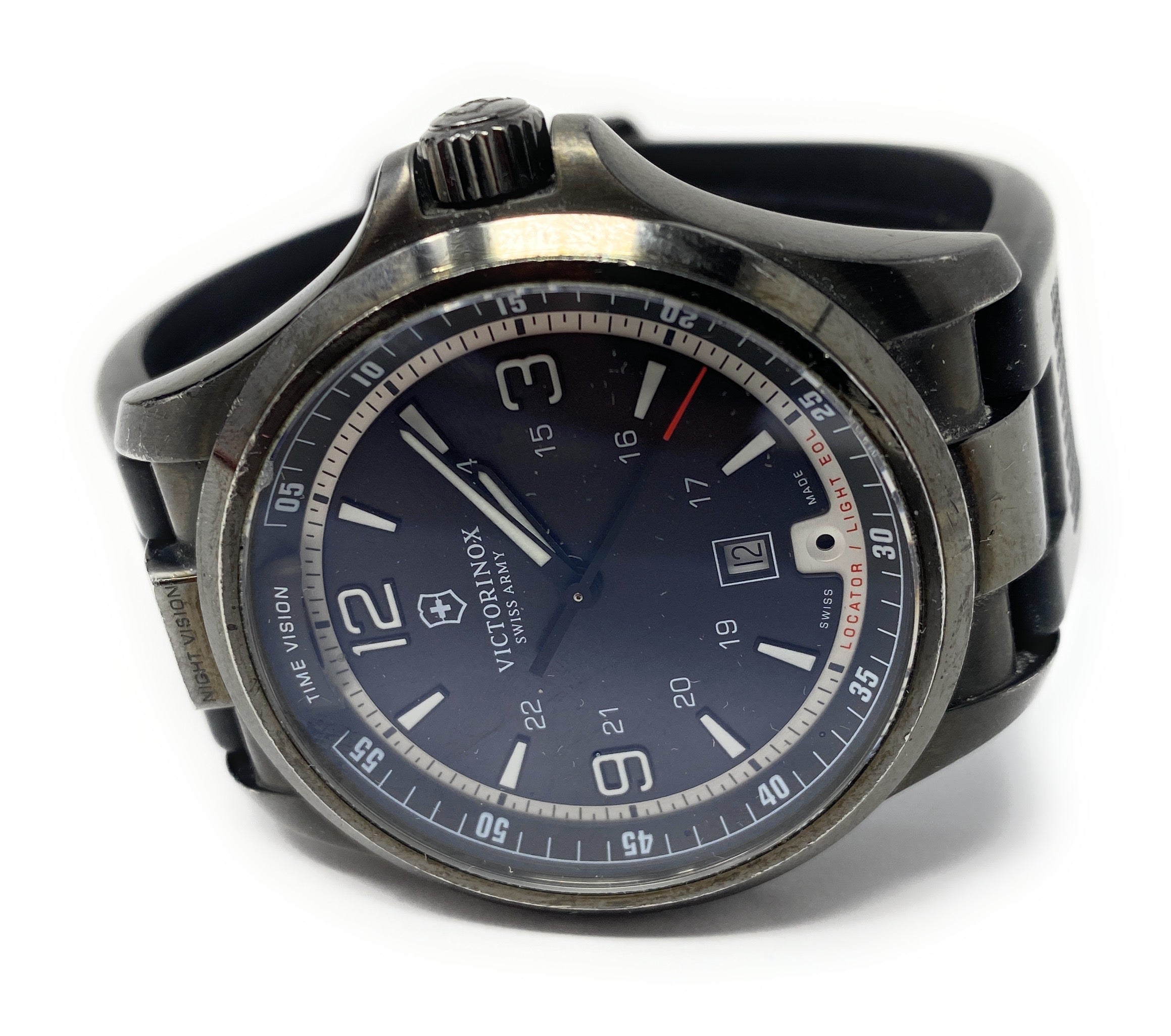 Male Victorinox 241596 MSRP "Wristwatch"