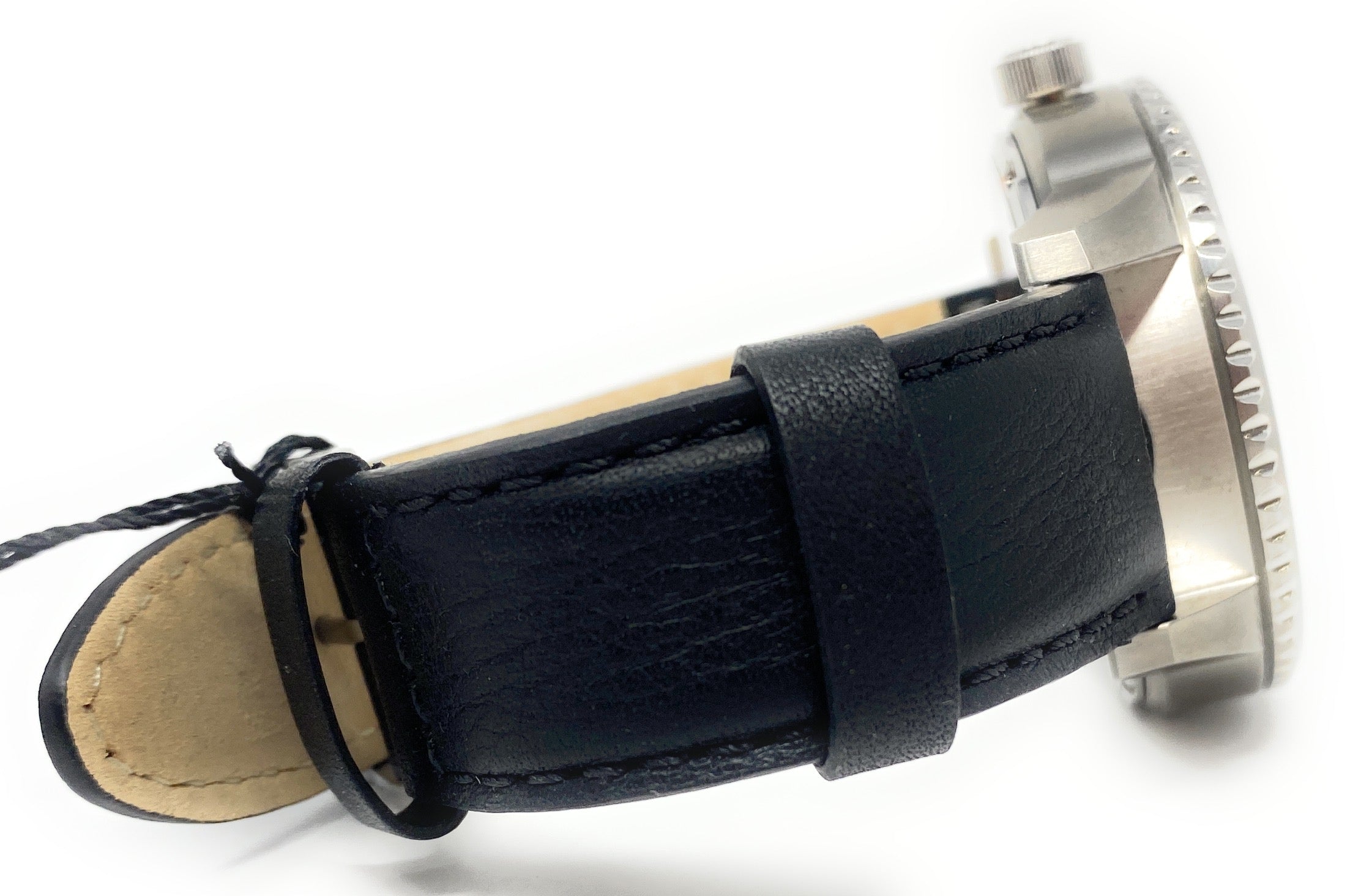 Male Aubert Freres H117166 287.68 MSRP "Wristwatch"