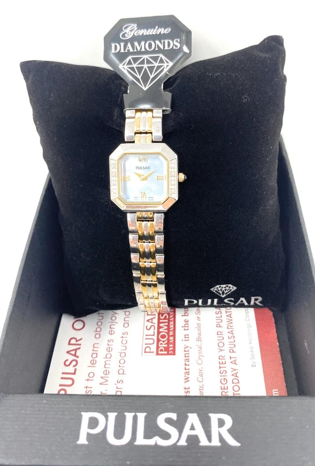 Female Pulsar PEG748 MSRP 275 "Wristwatch"